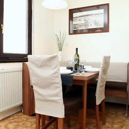 Apartament Mama Sak Koper