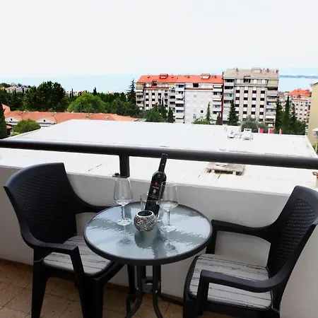 Mama Sak Apartament